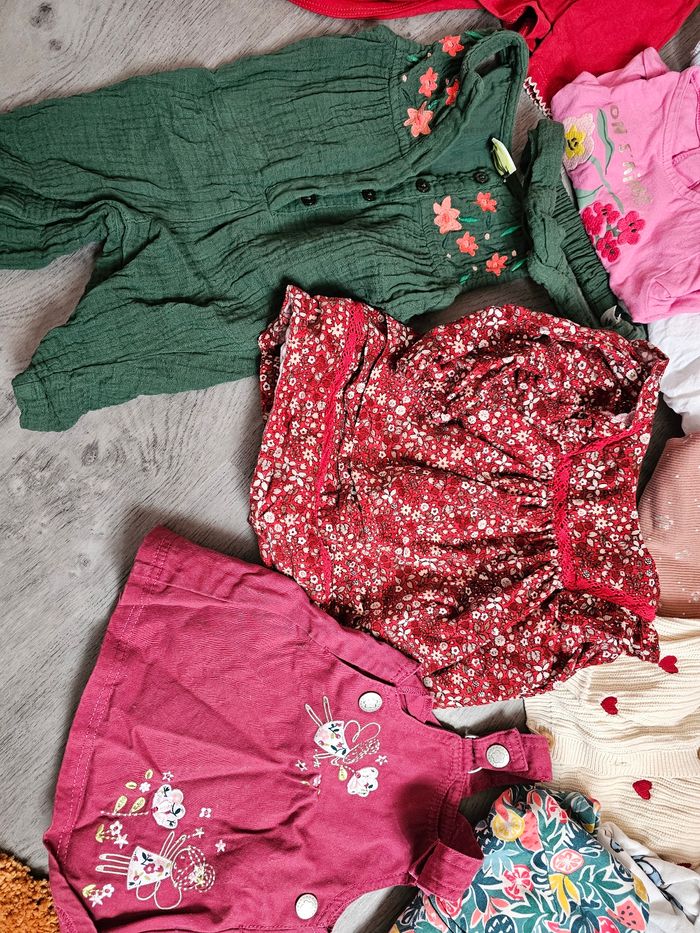 Lot bébé fille 3 mois - photo numéro 2