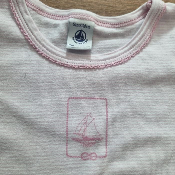 Lot 2 tee-shirt MC et ML Petit Bateau Taille 5 ans - photo numéro 6