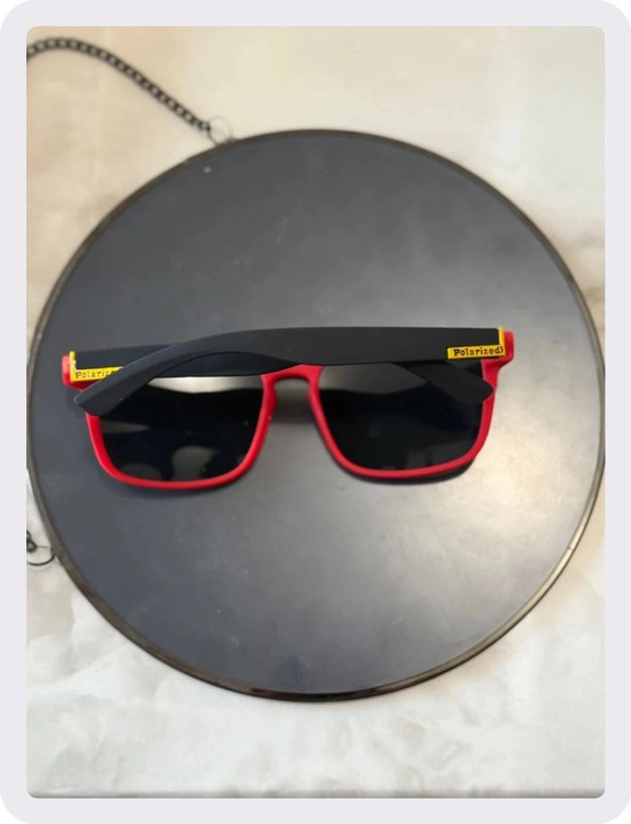 Lunette de soleil sport rouge - photo numéro 2
