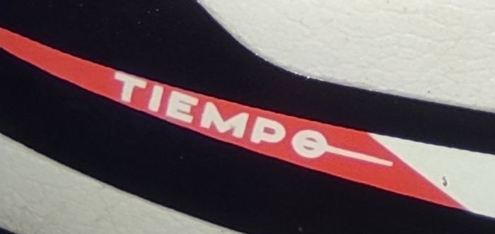 Chaussures à crampons taille 42 - photo numéro 4