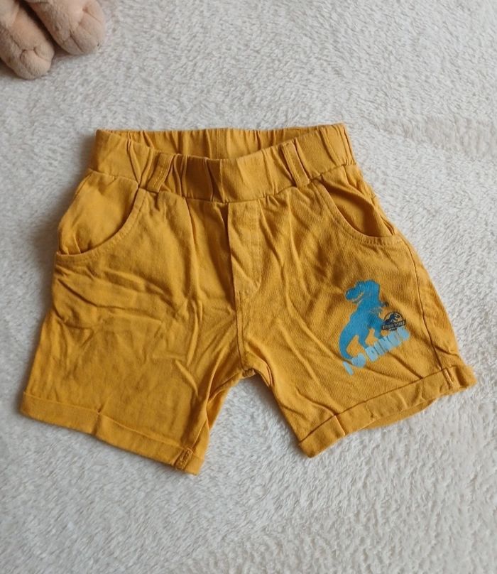 Ensemble bébé garçon 12 mois trés bon état - photo numéro 2