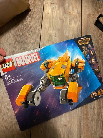 Légo Marvel neuf Baby rocket’s ship 76254