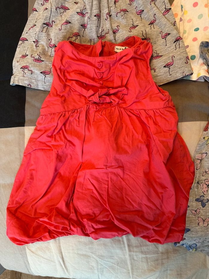 Lot de 5 robes 18 mois - photo numéro 2