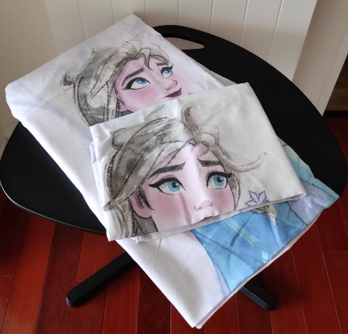 Parure de lit Reine des Neiges – Housse 190x135 + taie 63x63