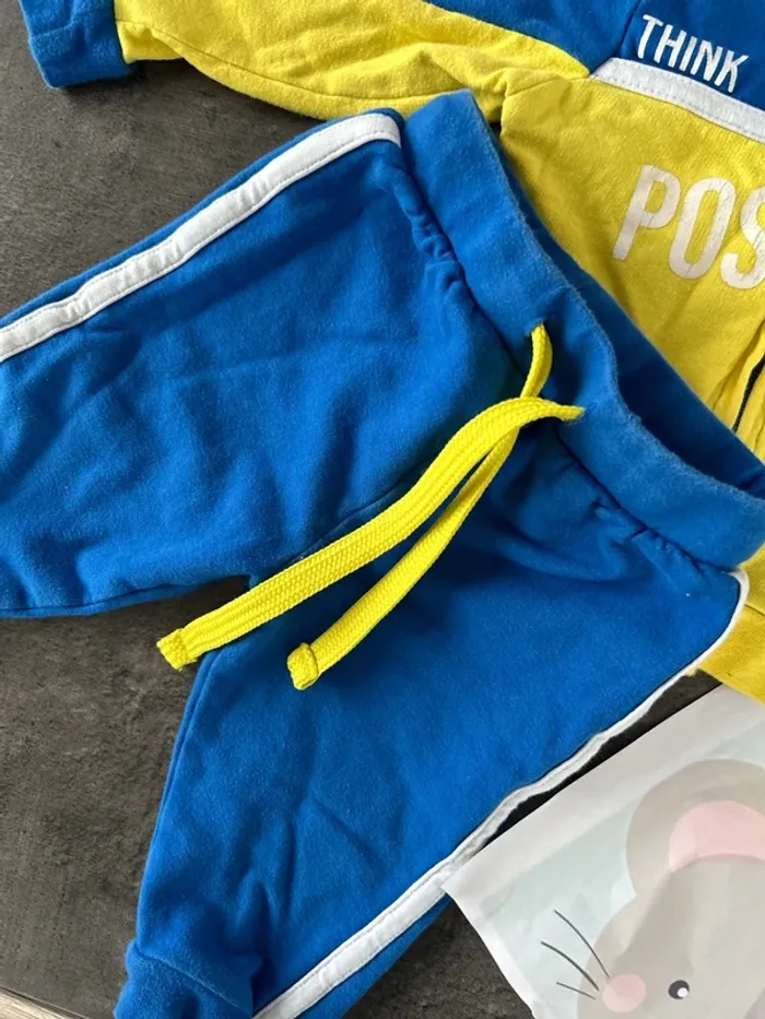 Ensemble de sport - photo numéro 3