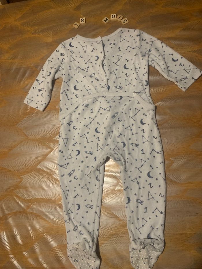 Pyjama garçon antidérapant 18 mois - photo numéro 3
