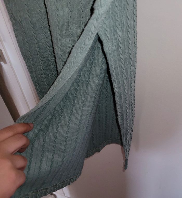 Robe verte moulante mi longue - photo numéro 3
