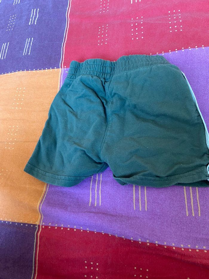 Short, taille 80 - photo numéro 2