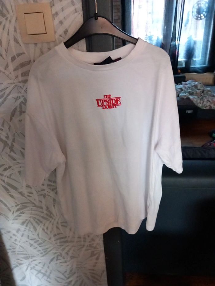 T-shirt taille xs stranger things Netflix primark - photo numéro 1