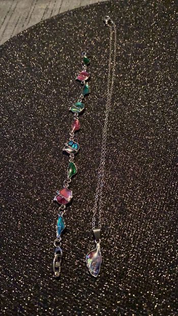 lot collier et bracelet Corse