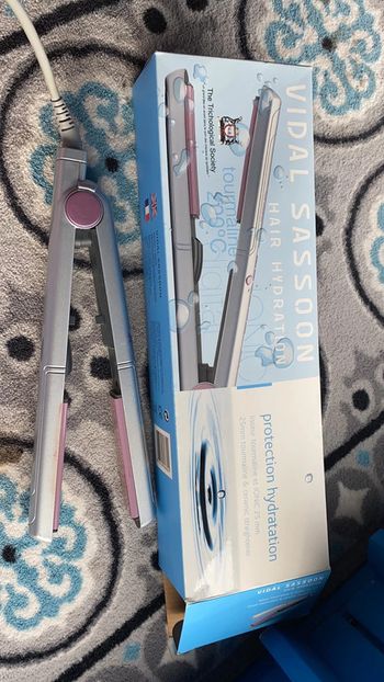 Lisseur Vidal sassoon hair hydration