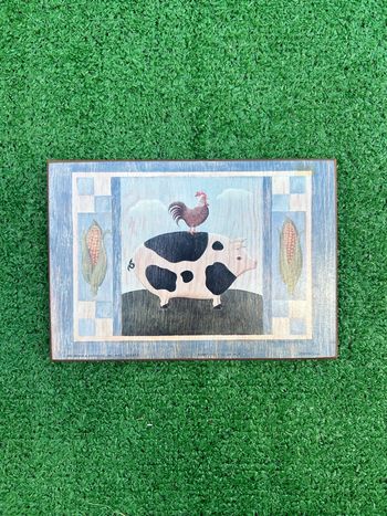 Plaque déco vintage ARTHUR A. KAPLAN 1993 – bois 18 x 12,5 cm – ferme américaine