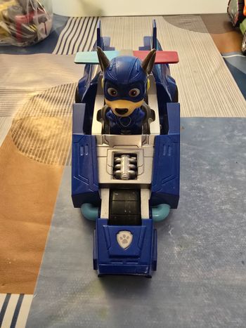 Vehicule et figurine pat patrouille Super Chase