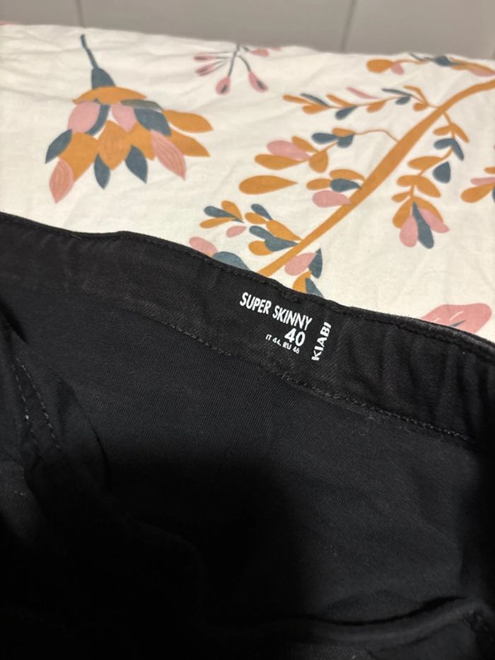 Jean grossesse noir taille 40 Kiabi - photo numéro 4
