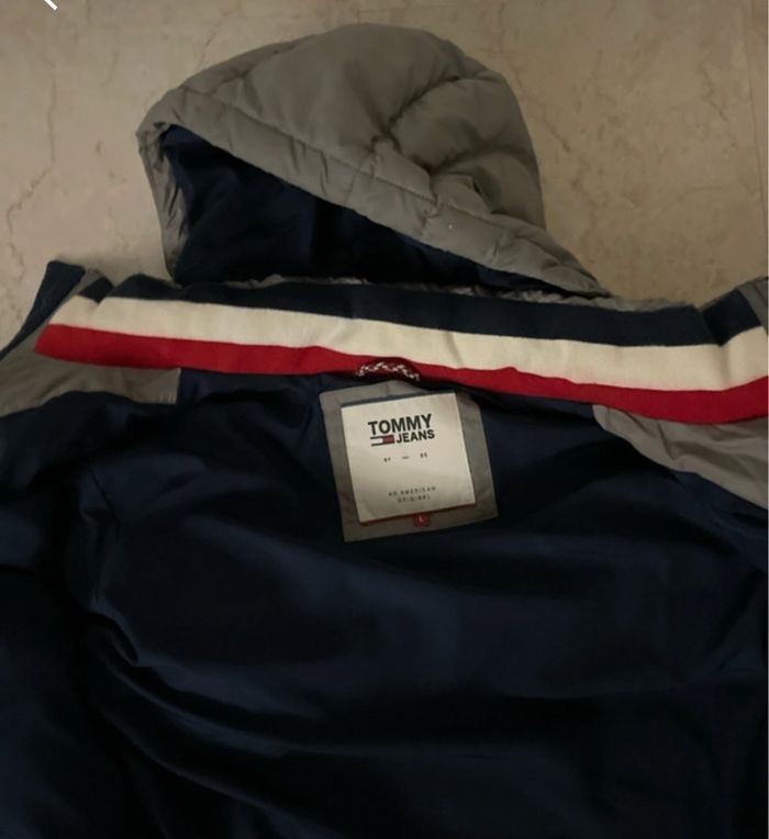Doudoune, Tommy hilfiger taille L. Très bon état 80 €. - photo numéro 5