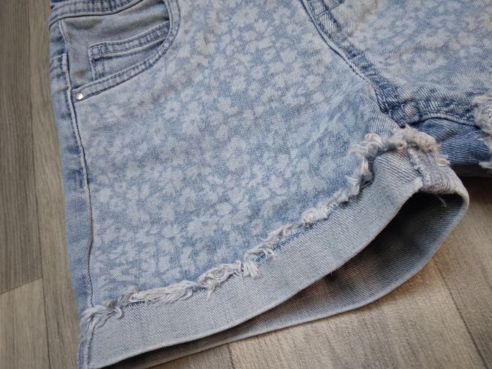 Short fille 8 ans neuf - photo numéro 3