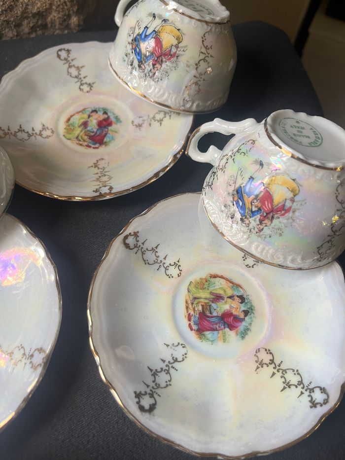 Magnifique Lot de 6 tasses et 6 sous tasses Porcelaine Italy nacrée Vintage - photo numéro 4