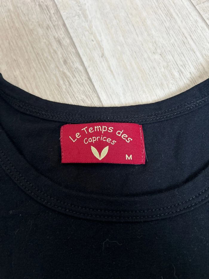 Tee shirt noir à strass - photo numéro 3