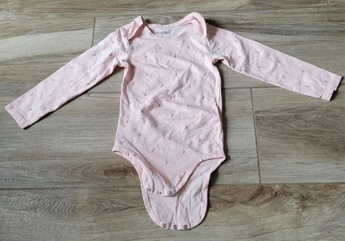 Lot de 7 bodies manches longues taille 36 mois - photo numéro 9