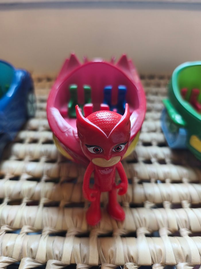 Lot de figurines et voitures Pyjamasque - photo numéro 4