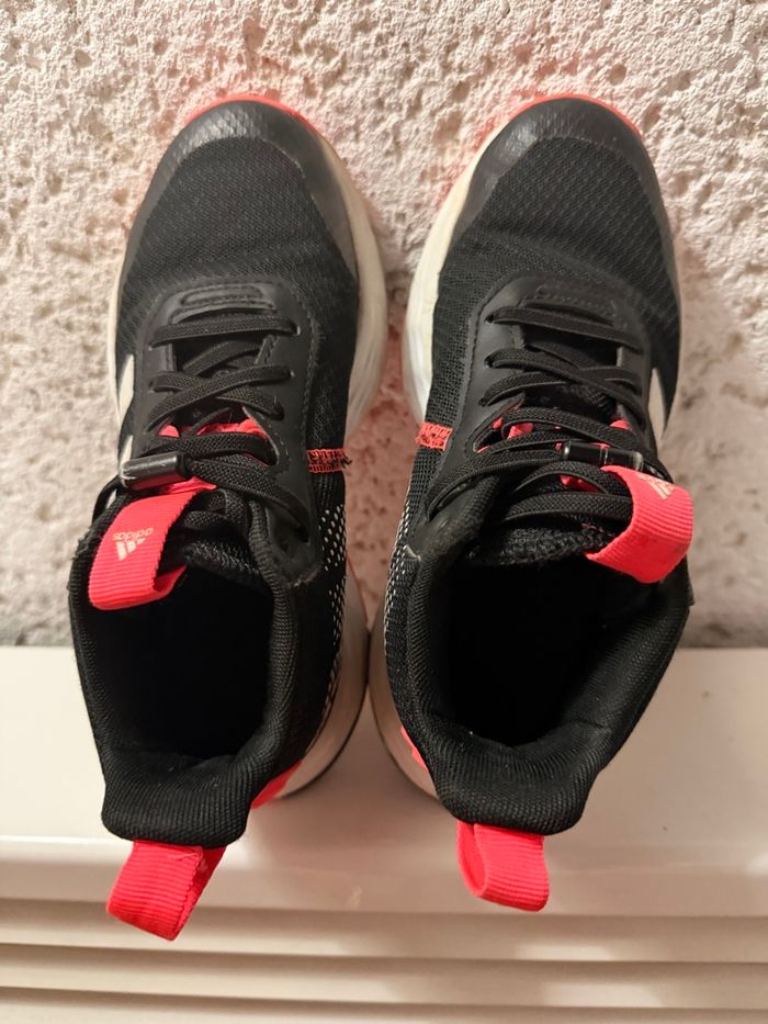 Adidas pointure 32 - photo numéro 7