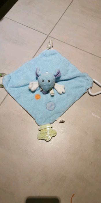 Doudou plat souris multi activités