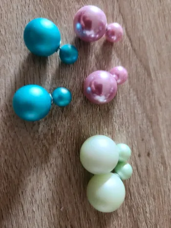 3 paires de boucles d'oreilles