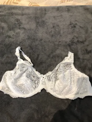 Soutien gorge 100C
