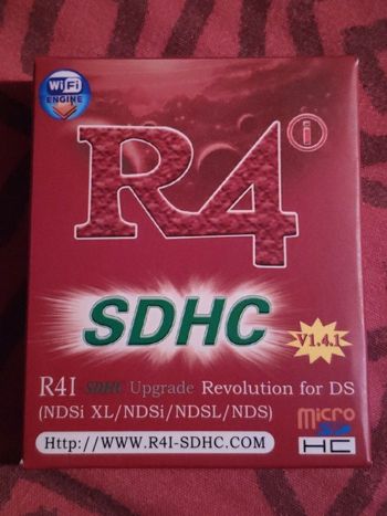 R4i WifiEngine NDS avec 190+ jeux