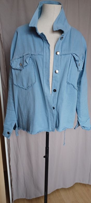 Très jolie veste femme T U 
