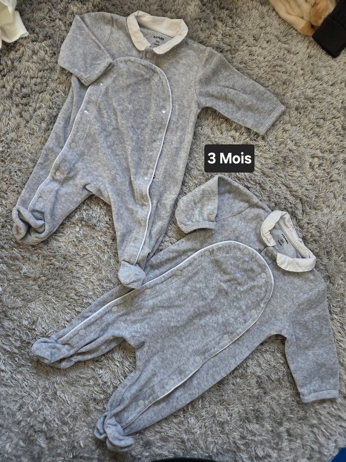 Beaucoup vêtement 3 mois garçons pyjama ensemble pantalon sweat ect.. - photo numéro 8