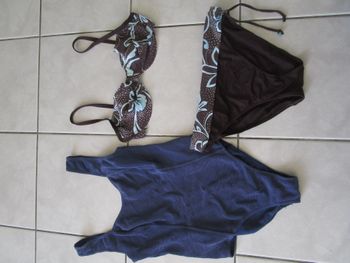 Lot 2 maillots de bain