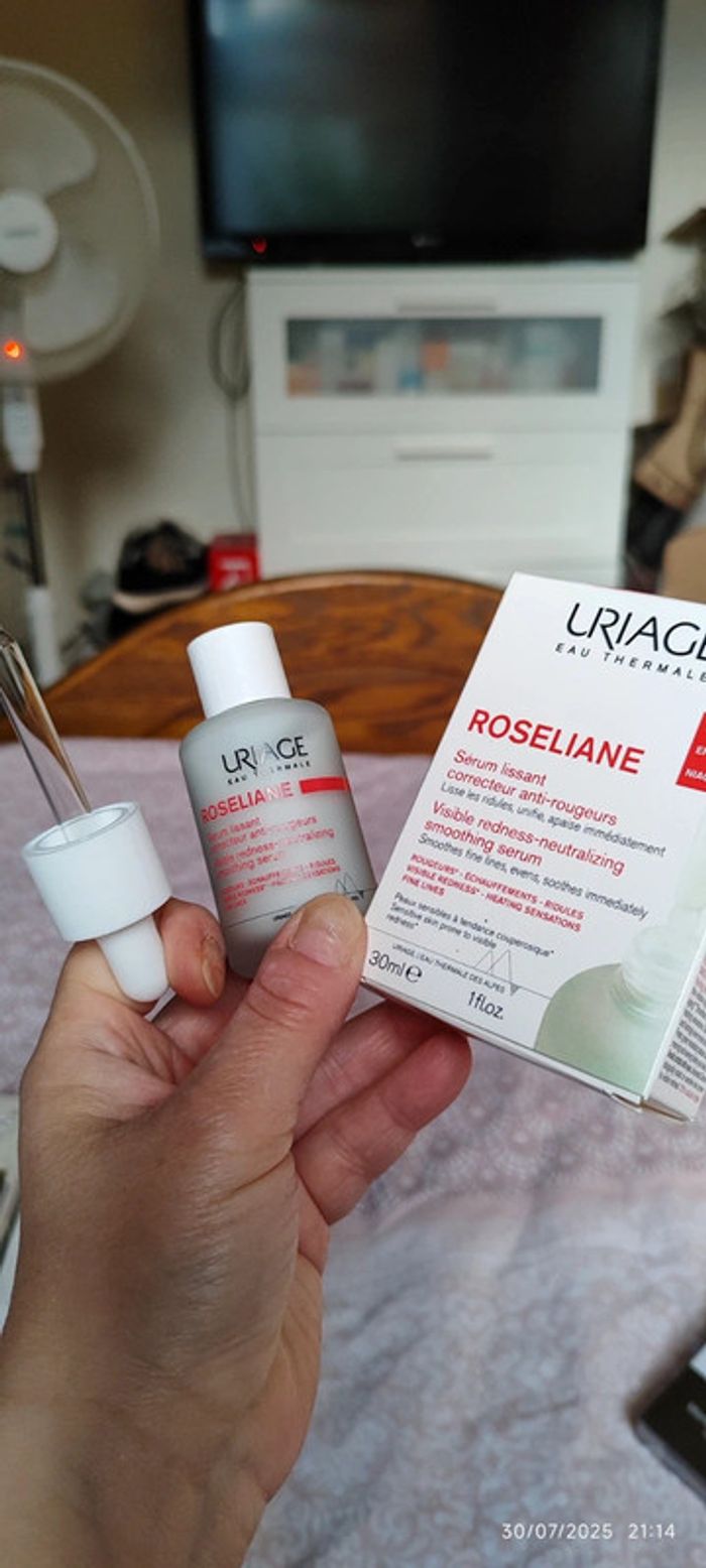 Uriage Roseliane Sérum Lissant Correcteur Anti-Rougeurs Flacon Compte-Gouttes 30ml
