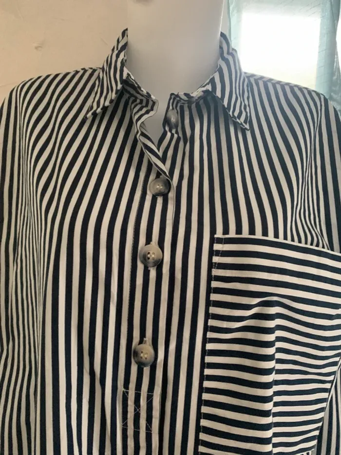 Chemise Zara oversize rayé bleu et blanc taille L - photo numéro 3
