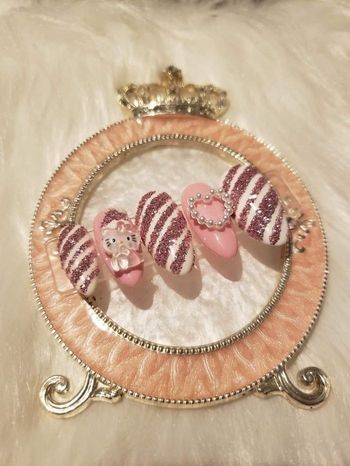 Press on nails Hello kitty de Noël 💅🎄