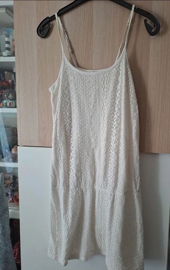 Belle robe dentelle