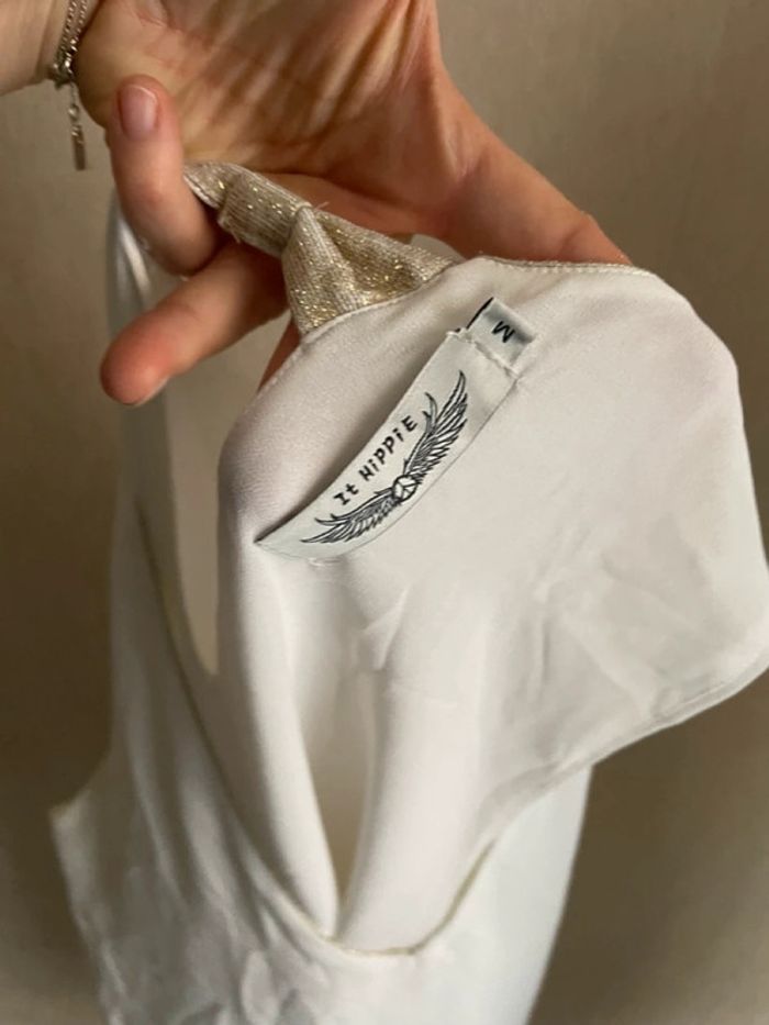 Top fluide sans manches écru détail lurex dore - photo numéro 11