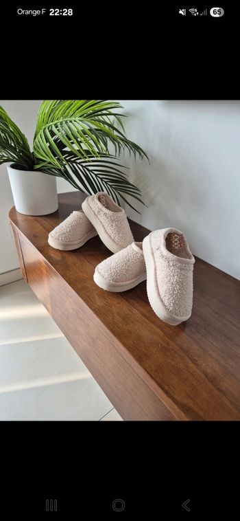 lot de 2 paires de chaussons NEXT taille 21,5