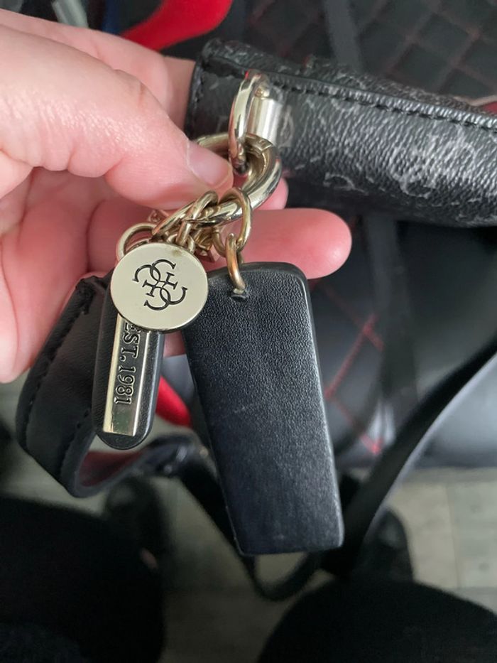 Sac guess - photo numéro 8