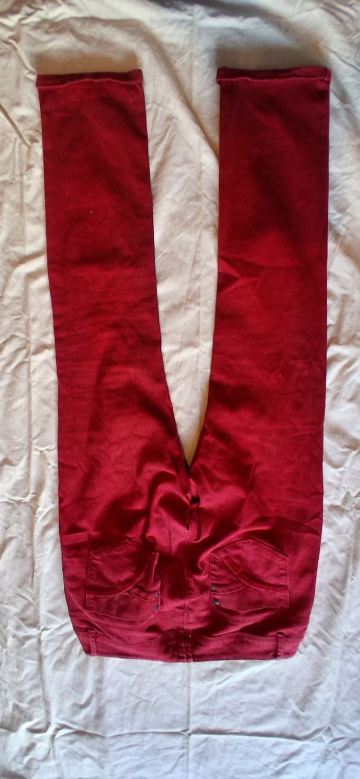 Jean rouge promod - photo numéro 2