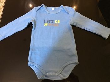 Lot de 2 bodies de 18mois