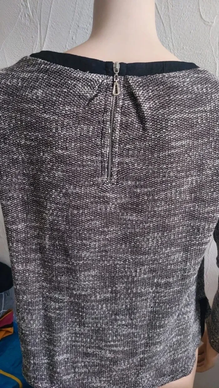 Pull gris original Taille L - photo numéro 6
