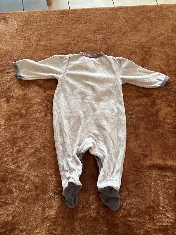Pyjama - photo numéro 6