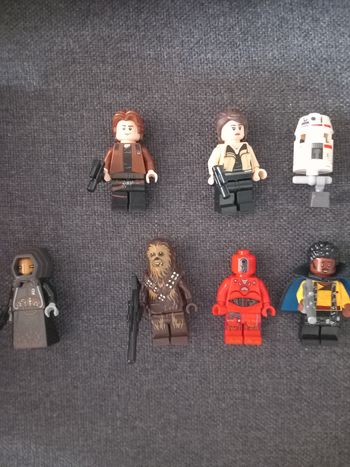 Personnages starwars LEGO set 75212 faucon millenium 