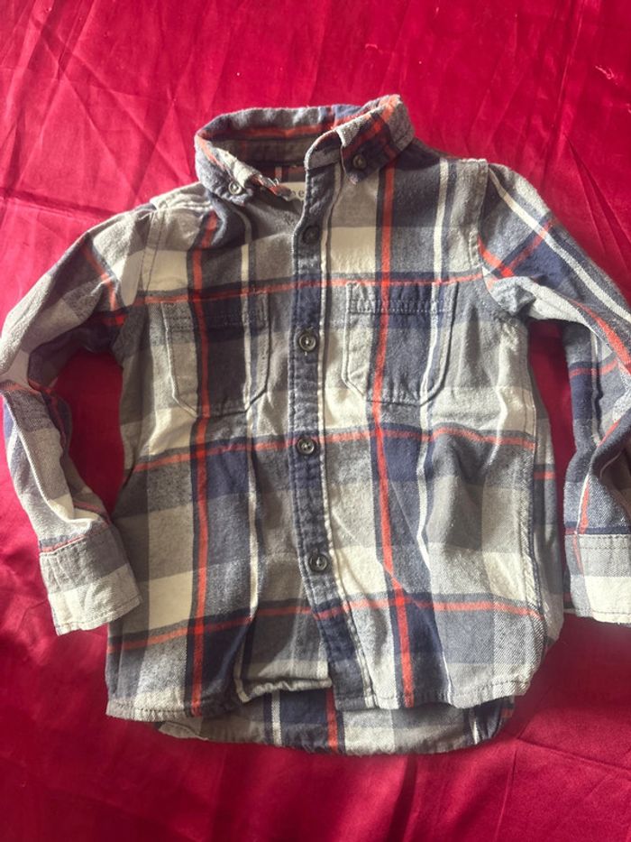 Deux chemises - photo numéro 2