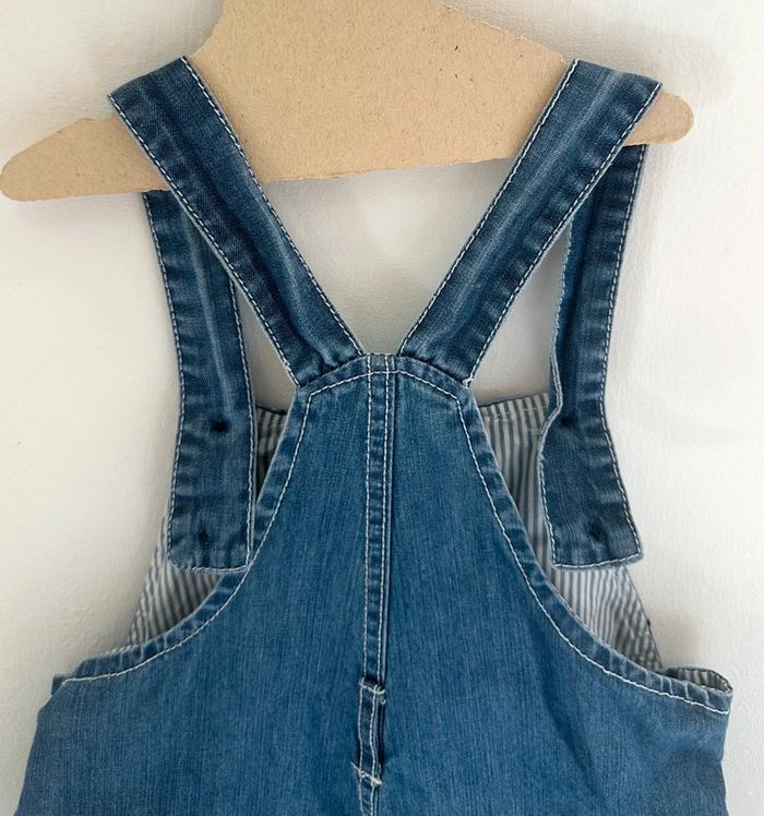 Salopette en jeans fin - photo numéro 6