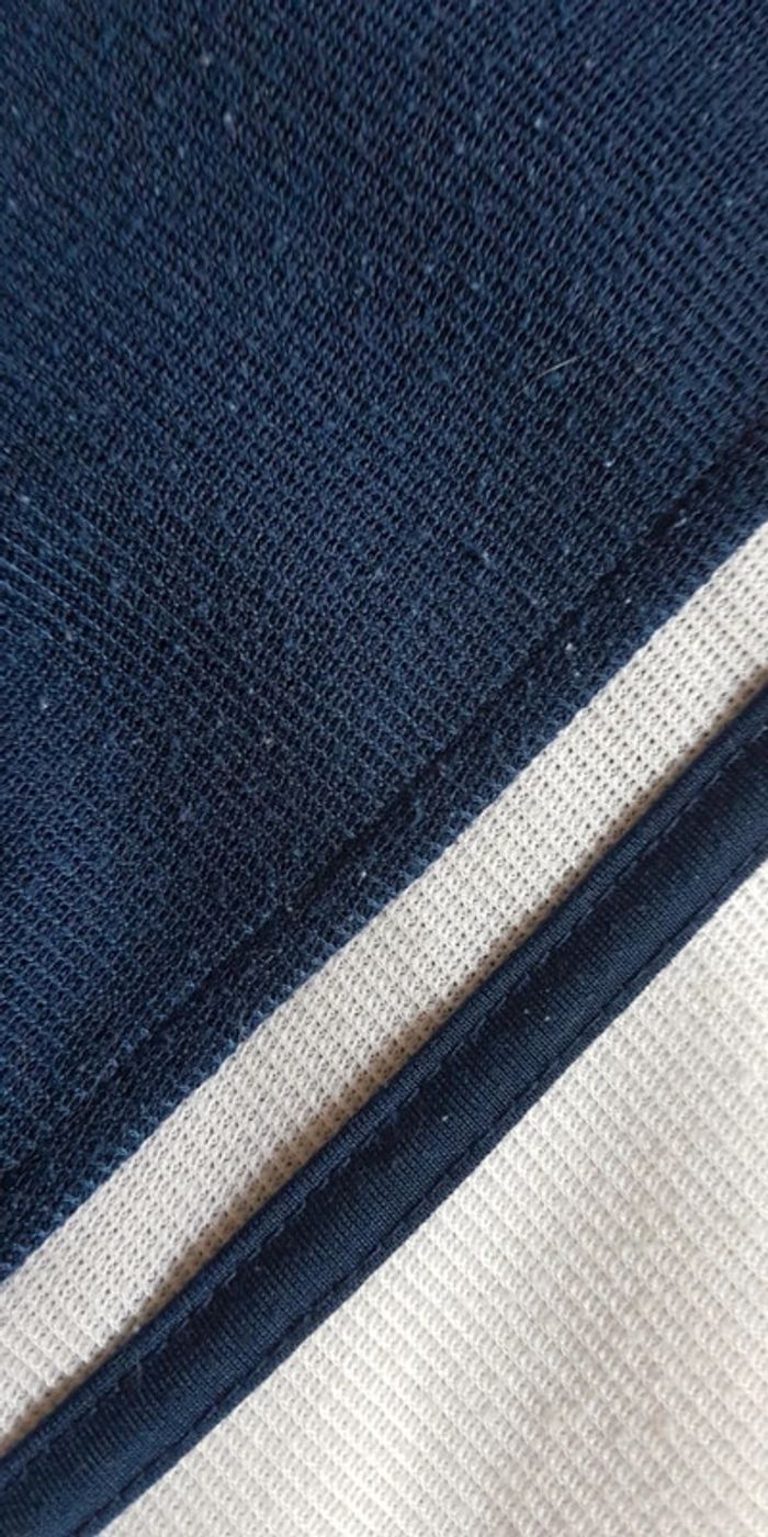 Tee-shirt bleu et blanc - photo numéro 3