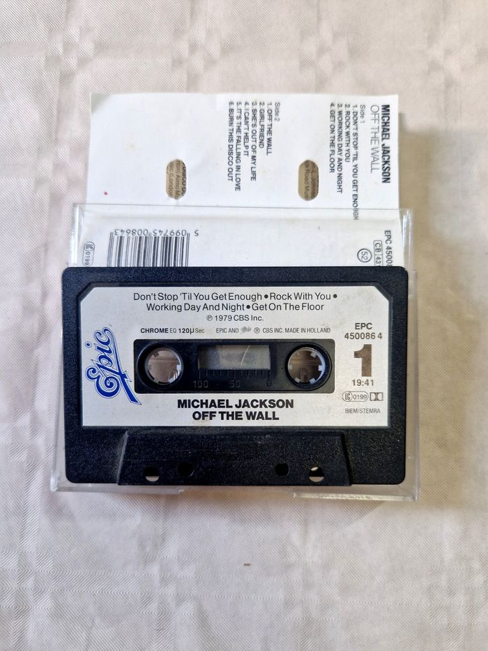 Cassette audio  , Michael Jackson  , off the wall - photo numéro 5