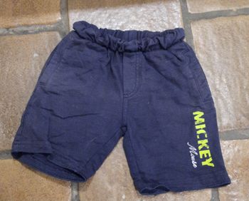 Short mickey taille 3 ans