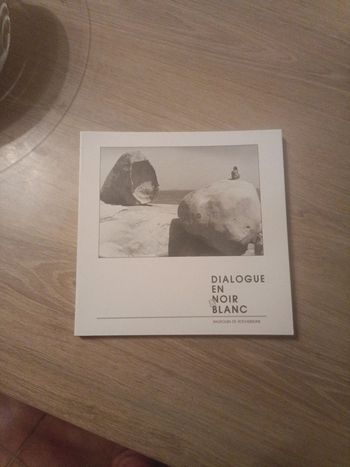 Dialogue en noir & blanc